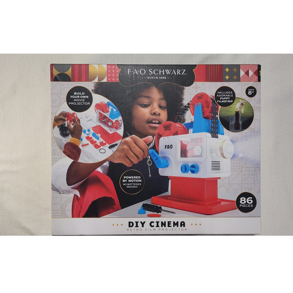 F.A.O Schwarz build your own movie projector - Picture 6 of 11